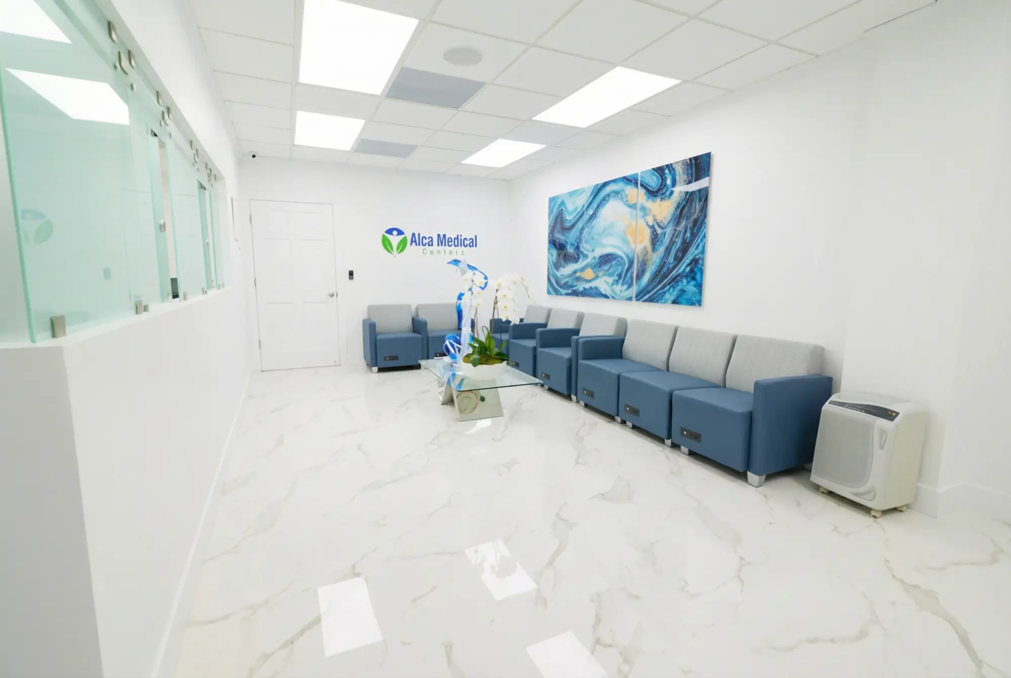 Interior of Alca Medical Center – Modern bright waiting room at Dr. Eddie Armas anti-aging clinic in Miami
